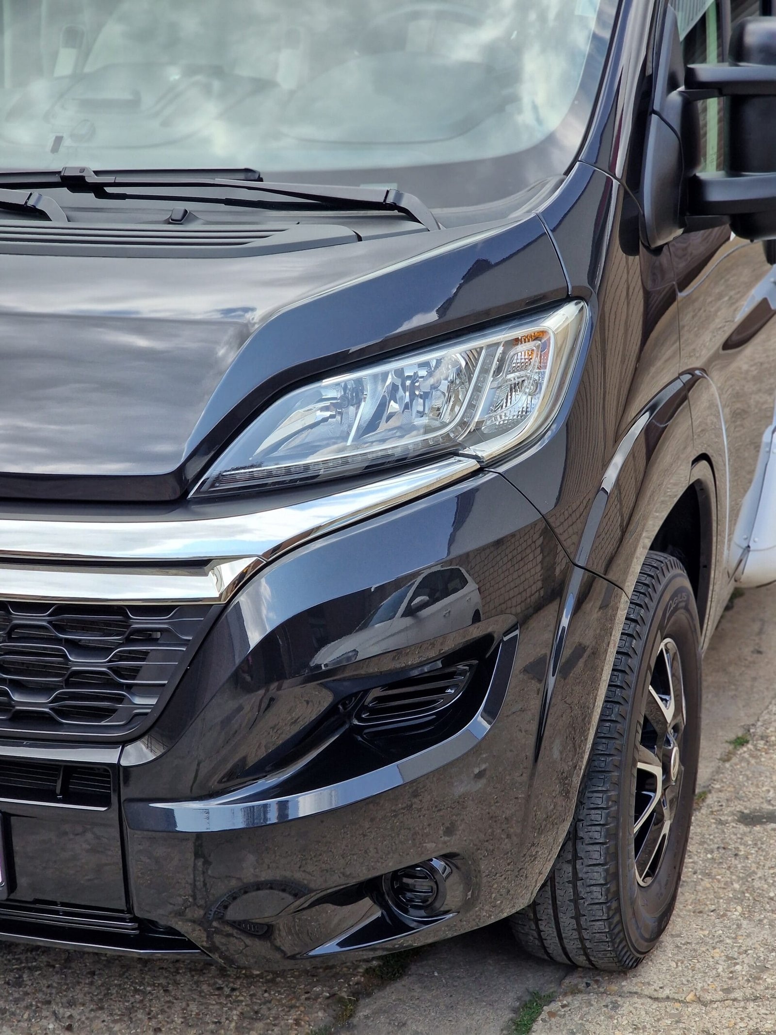 Wohnmobil und Caravan Aufbereitung Referenz 4 GF Lukas